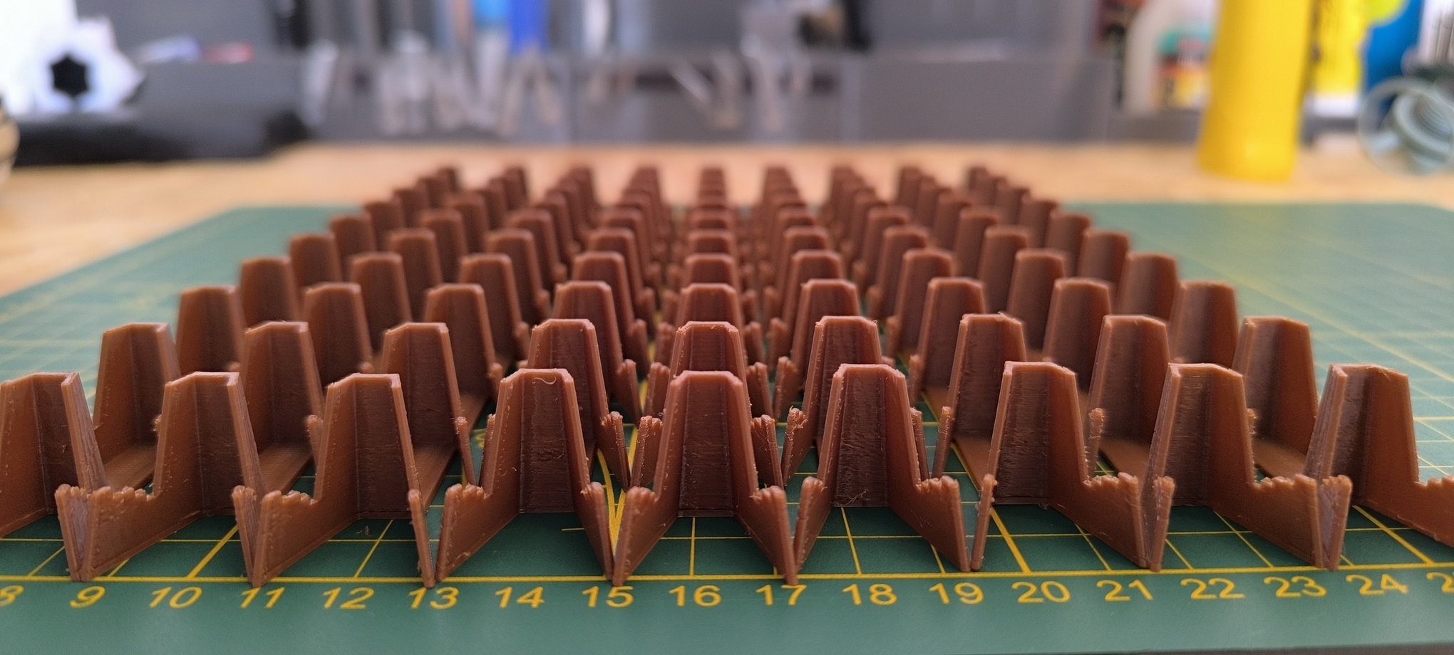 Support pour boutons militaires