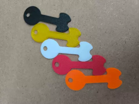 CLE CADDY — Clé pratique pour déverouiller un Caddy.