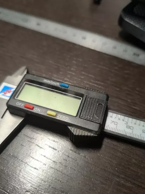 CACHE PILE PIED A COULISSE — pièce refaite en impression 3D